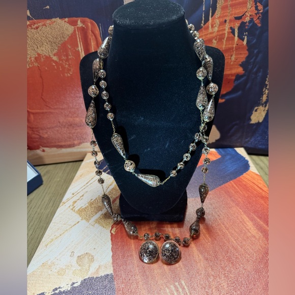 Brown Beaded Necklace and Stud Earrings - Picture 3 of 3